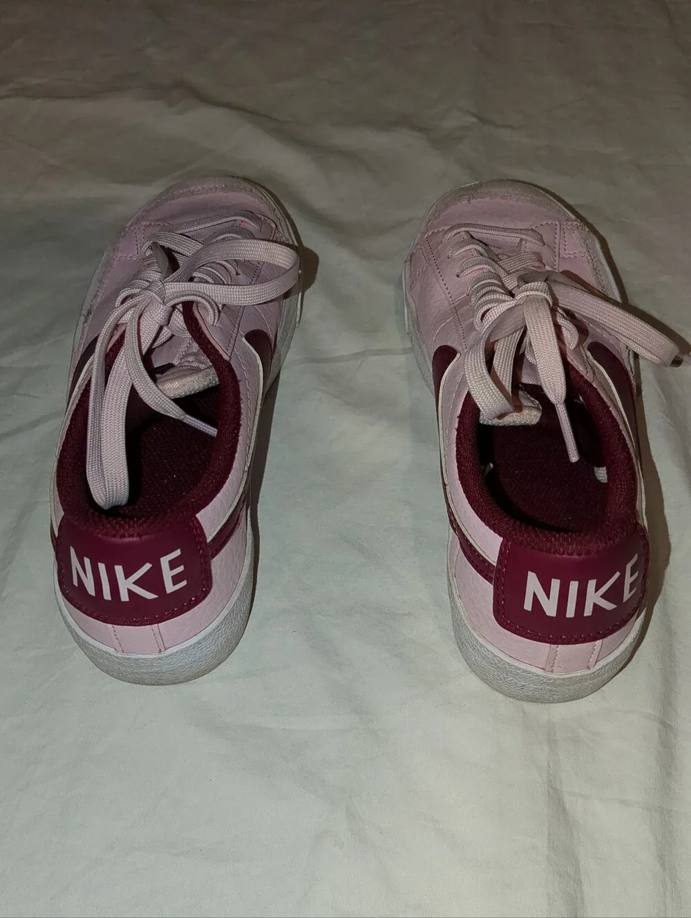 Nike low top